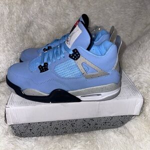 Men’s Jordan 4 “University Blue”